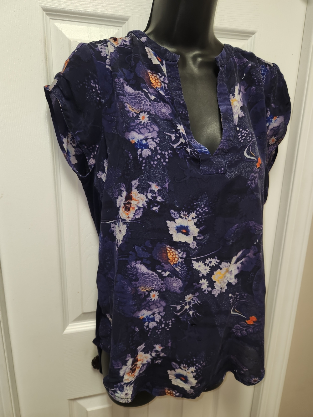 🍉Babaton Silk Floral Blouse